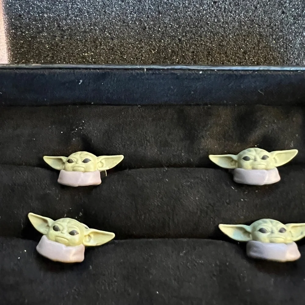 Cufflinks, Inc. Men's Star Wars 3D The Mandalorian Grogu 3D Stud Set::Rare::NWT